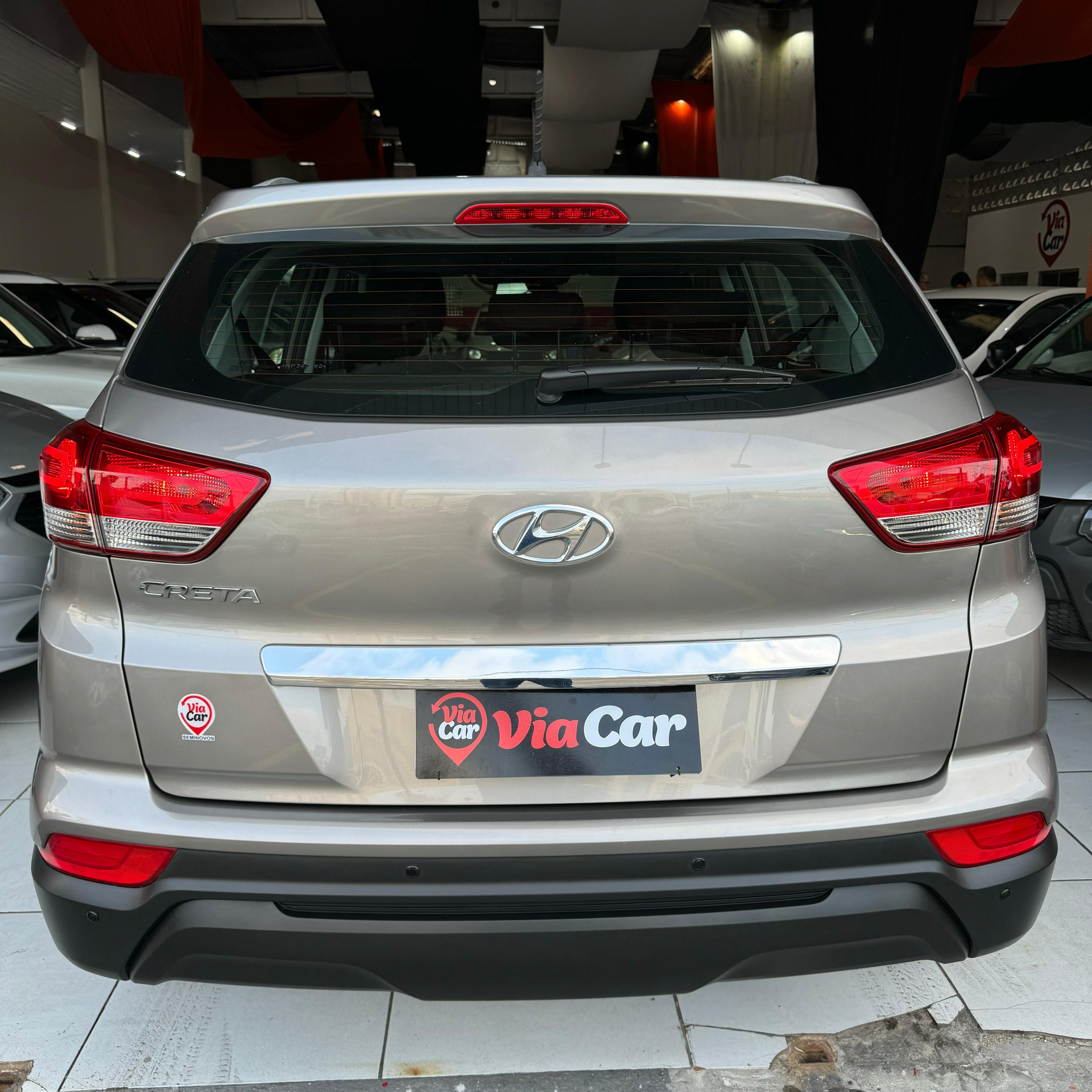 HYUNDAI         CRETA