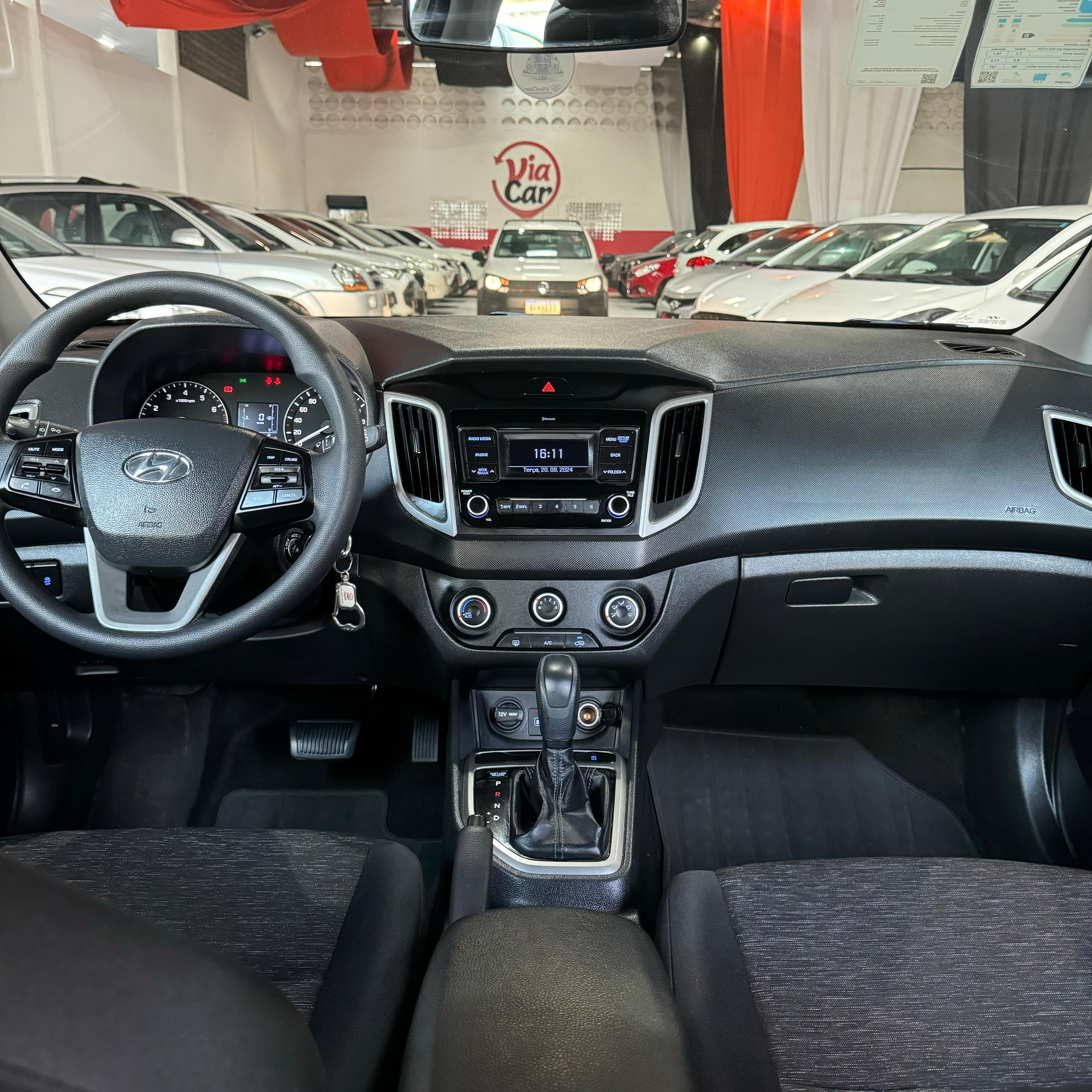 HYUNDAI         CRETA