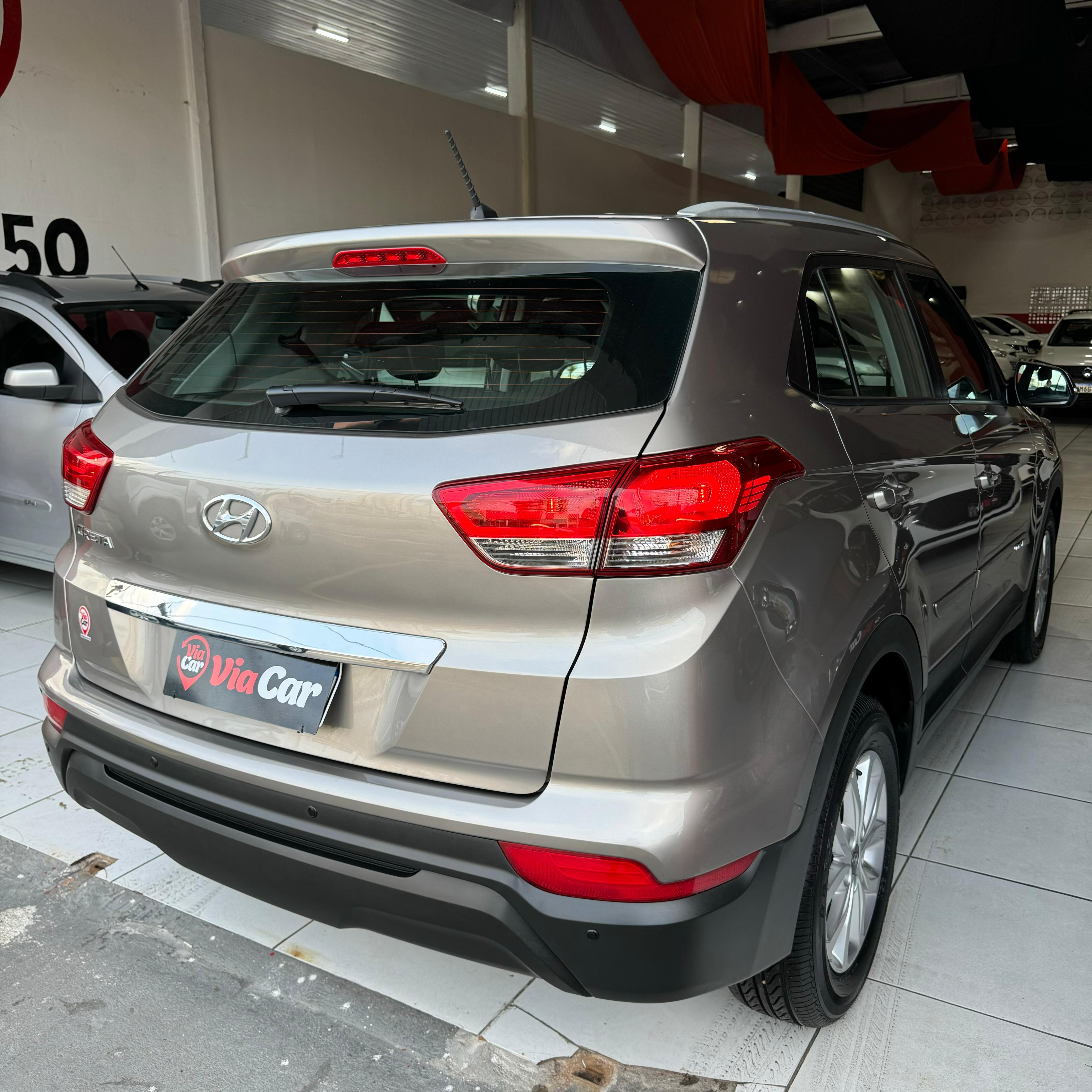 HYUNDAI         CRETA