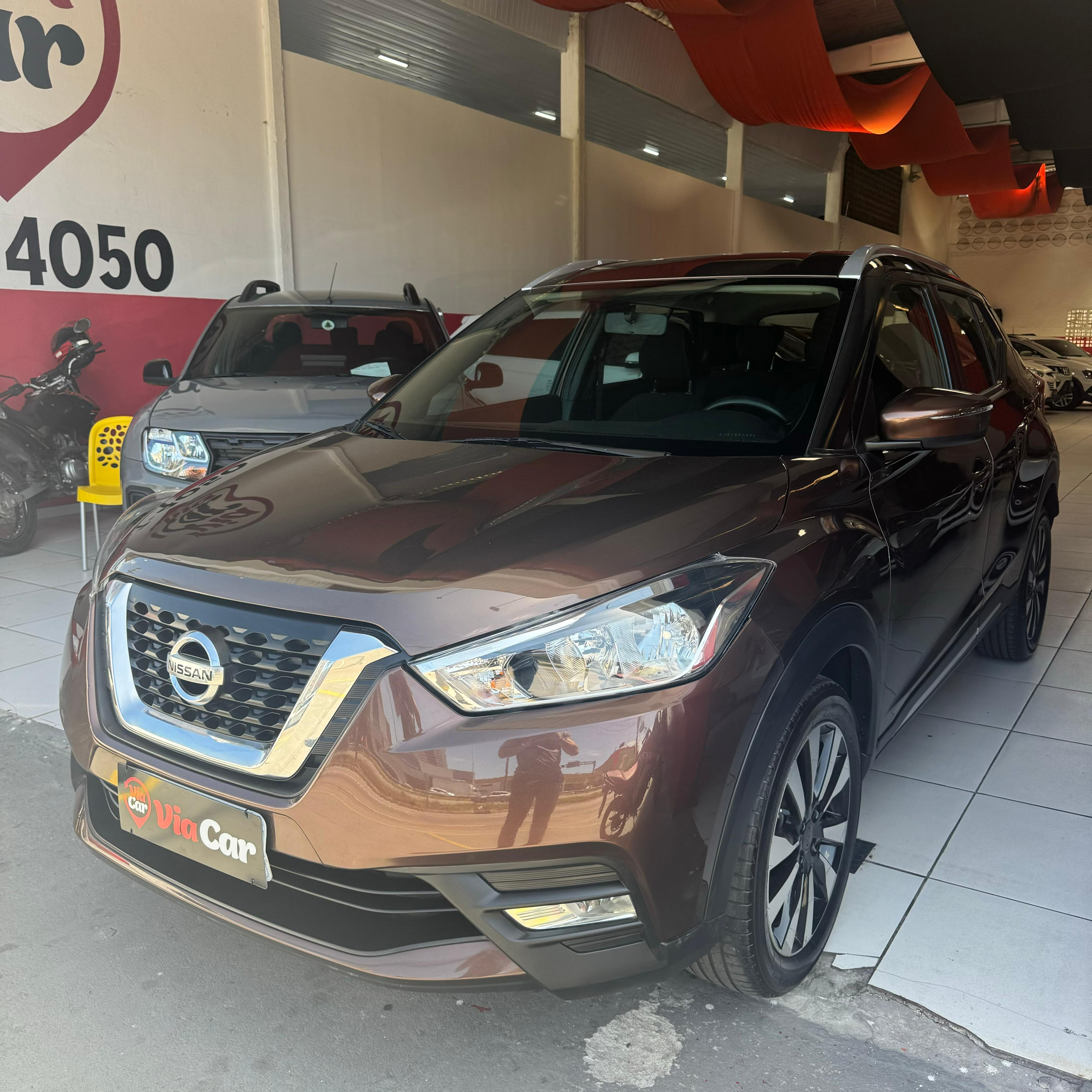 NISSAN         KICKS