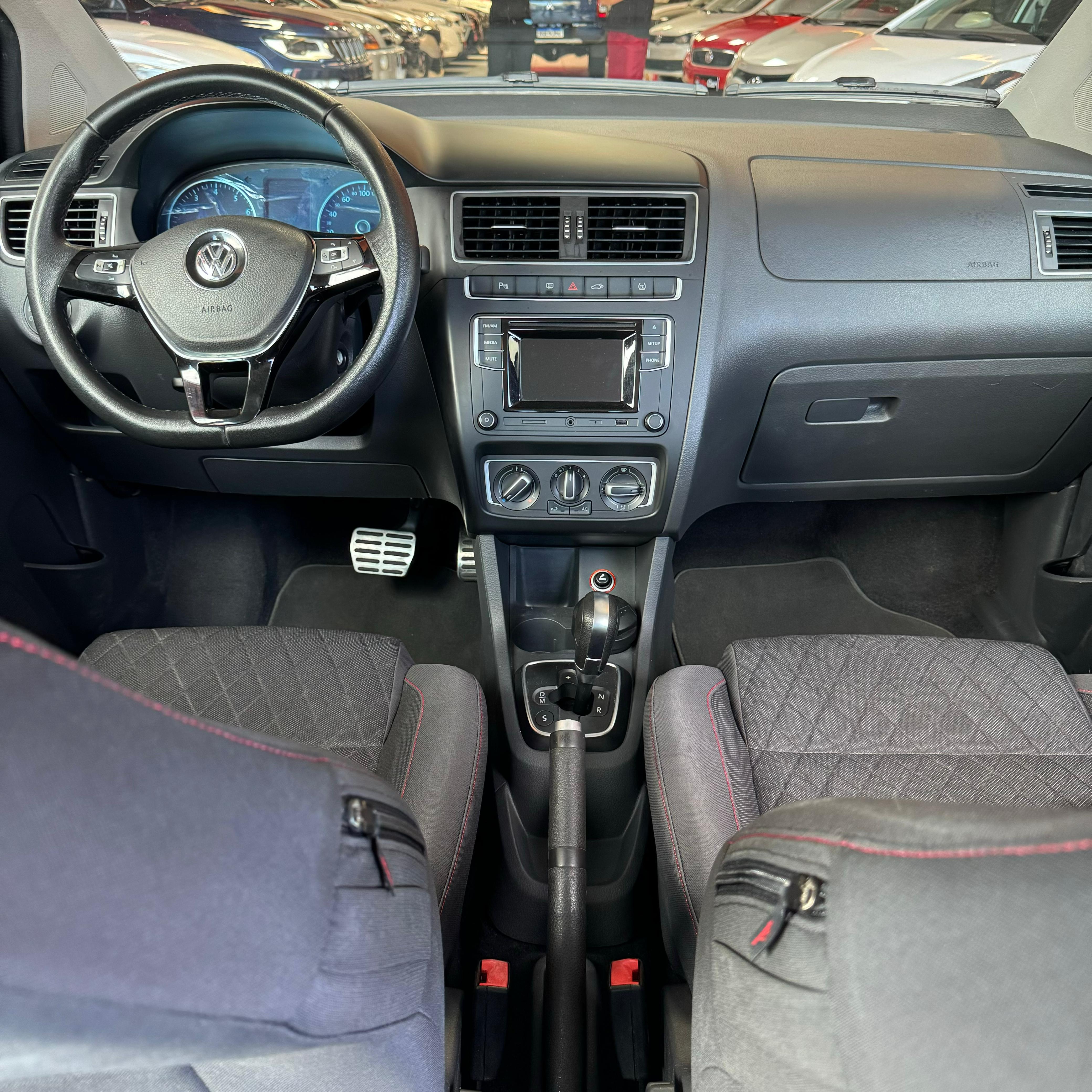 VOLKSWAGEN         CROSSFOX