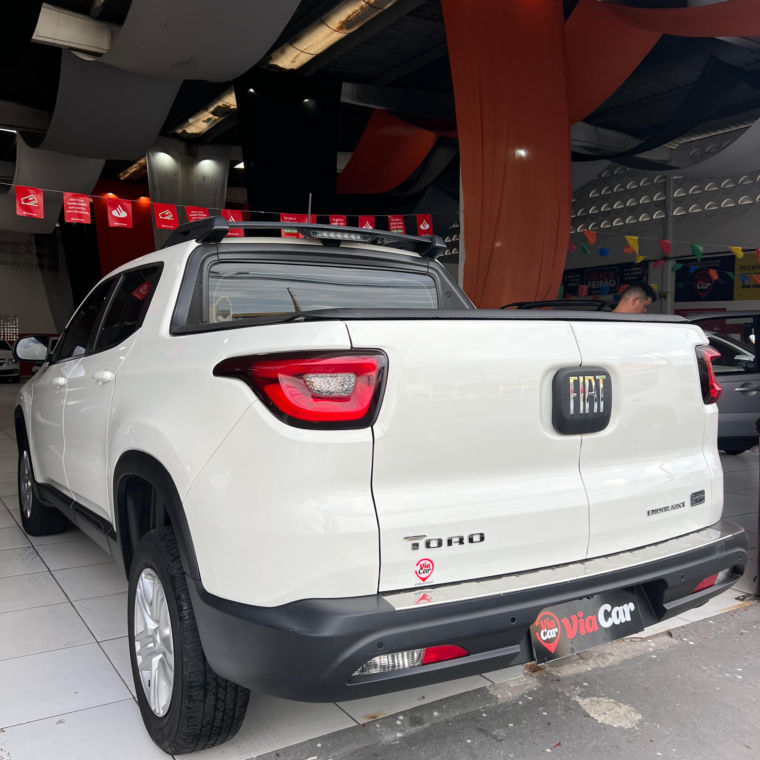 FIAT         TORO