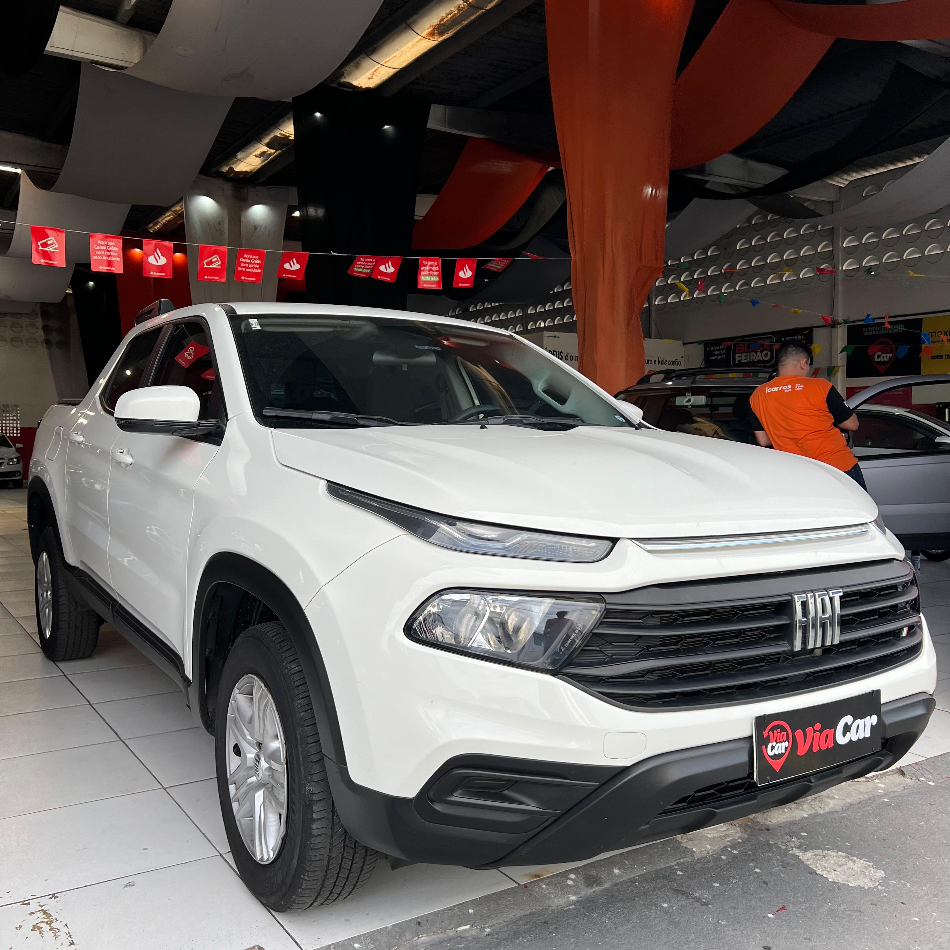 FIAT         TORO