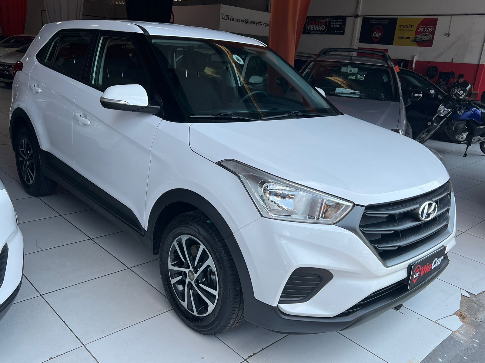 HYUNDAI         CRETA