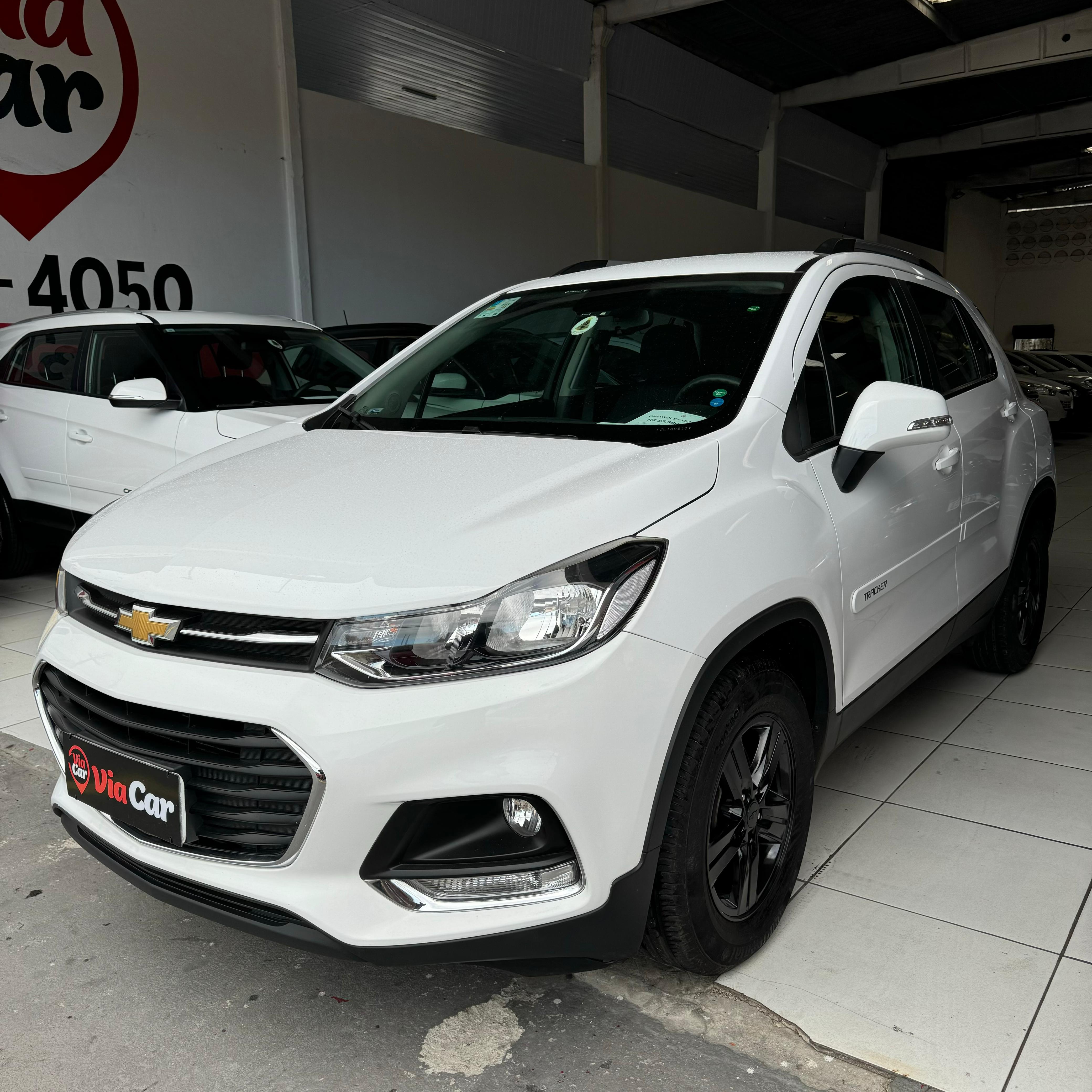 CHEVROLET         TRACKER