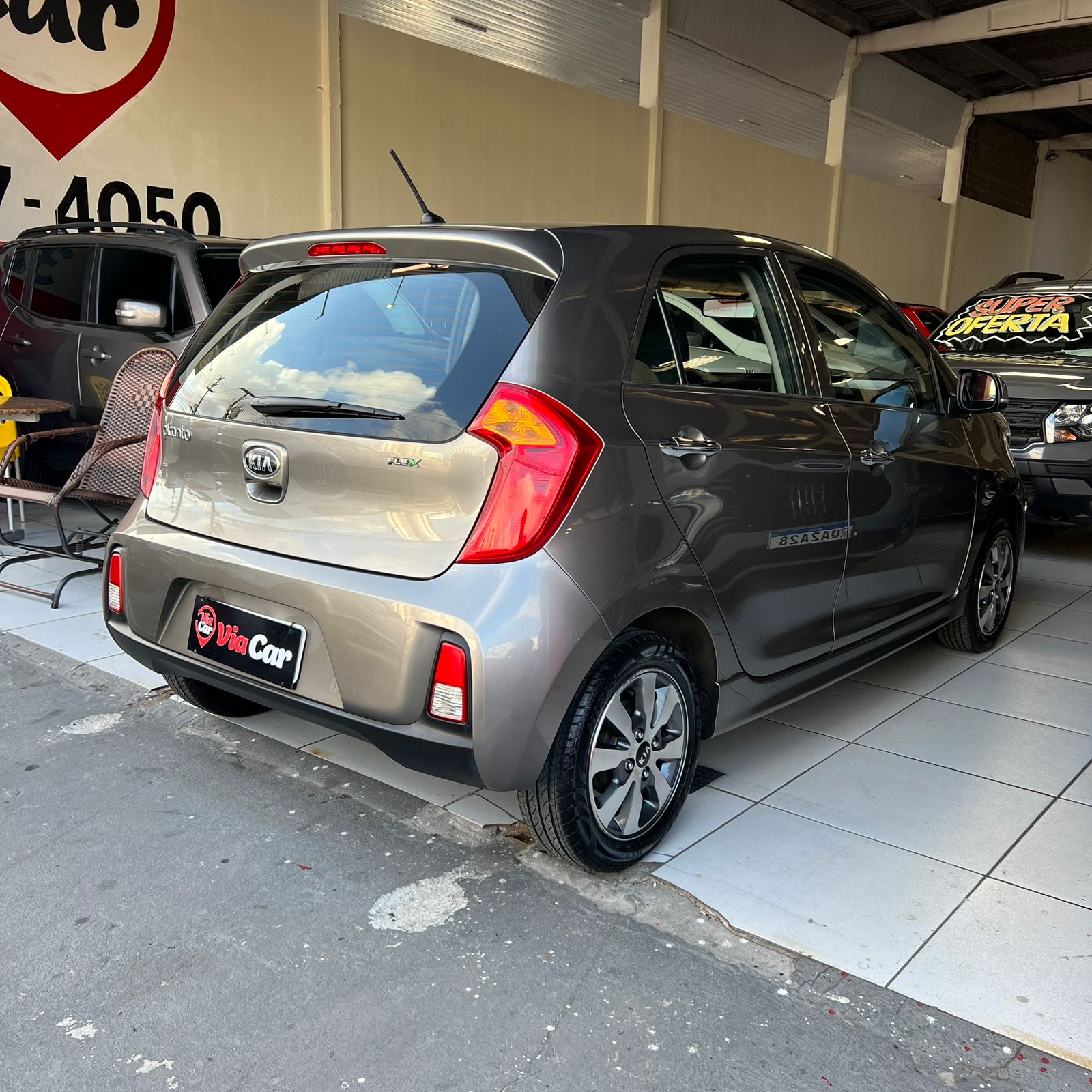 KIA         PICANTO