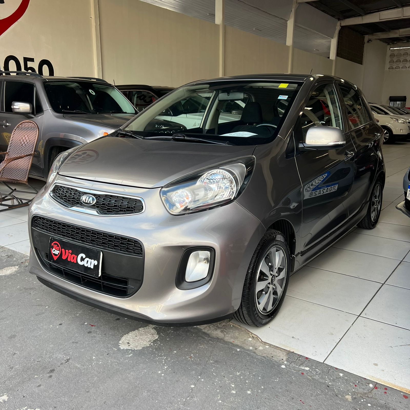 KIA         PICANTO