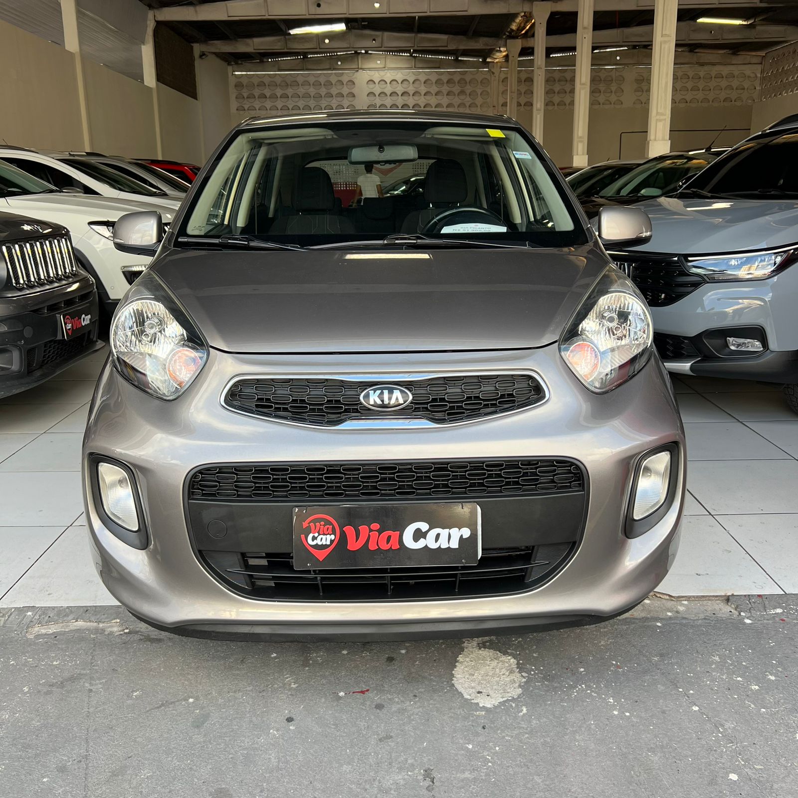 KIA         PICANTO