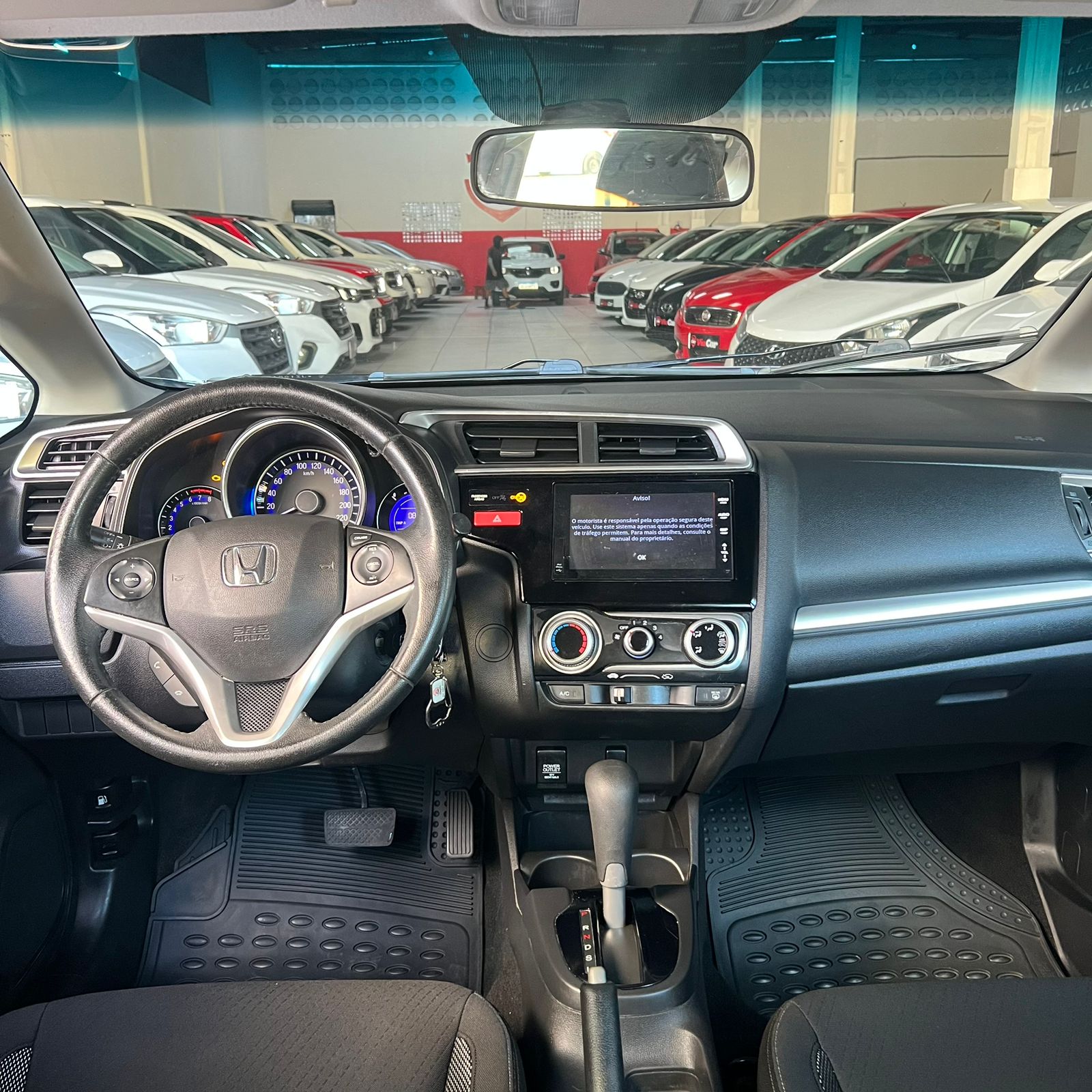 HONDA         WR-V