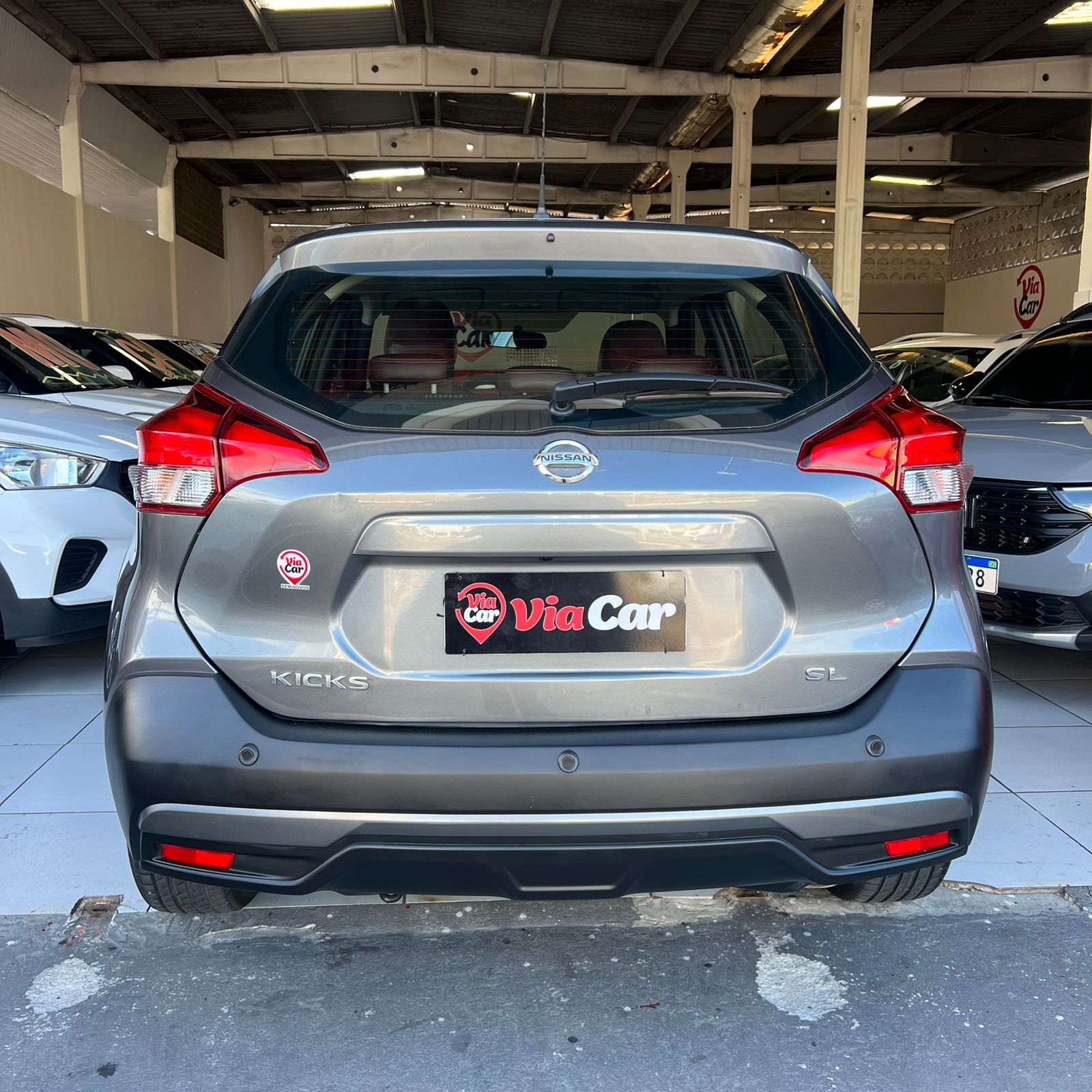 NISSAN         KICKS