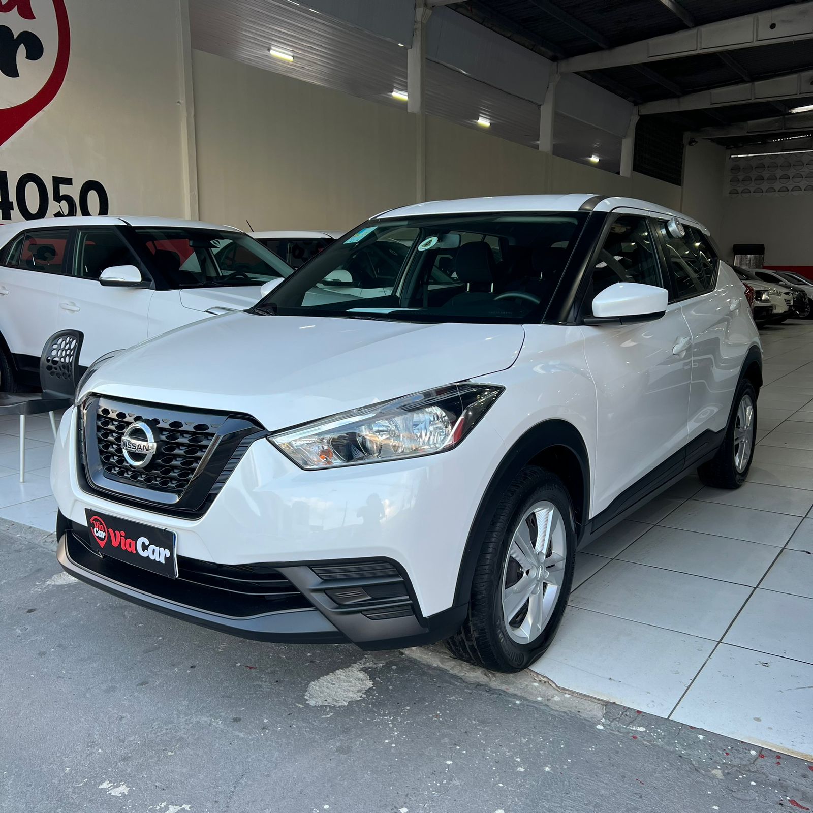 NISSAN         KICKS