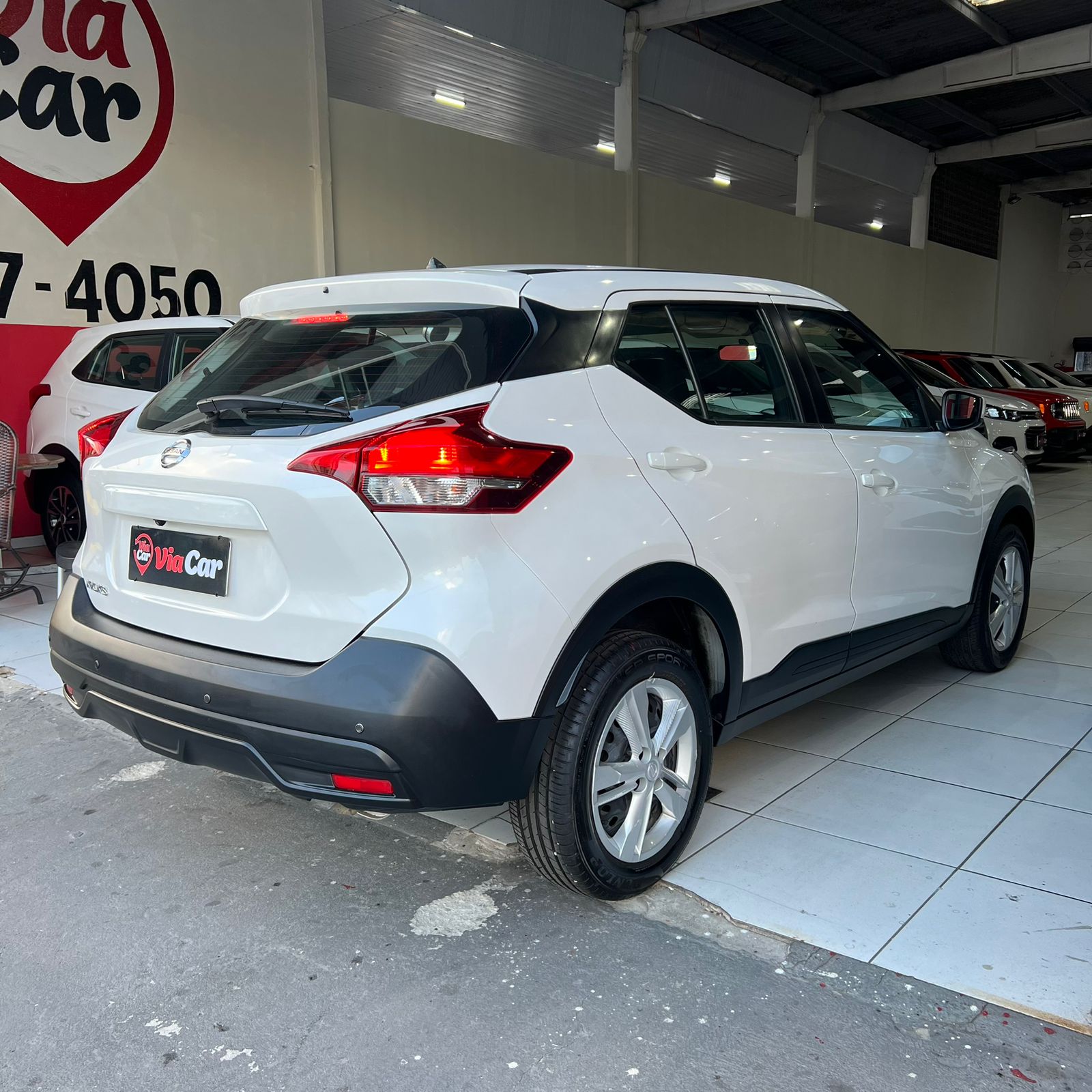 NISSAN         KICKS