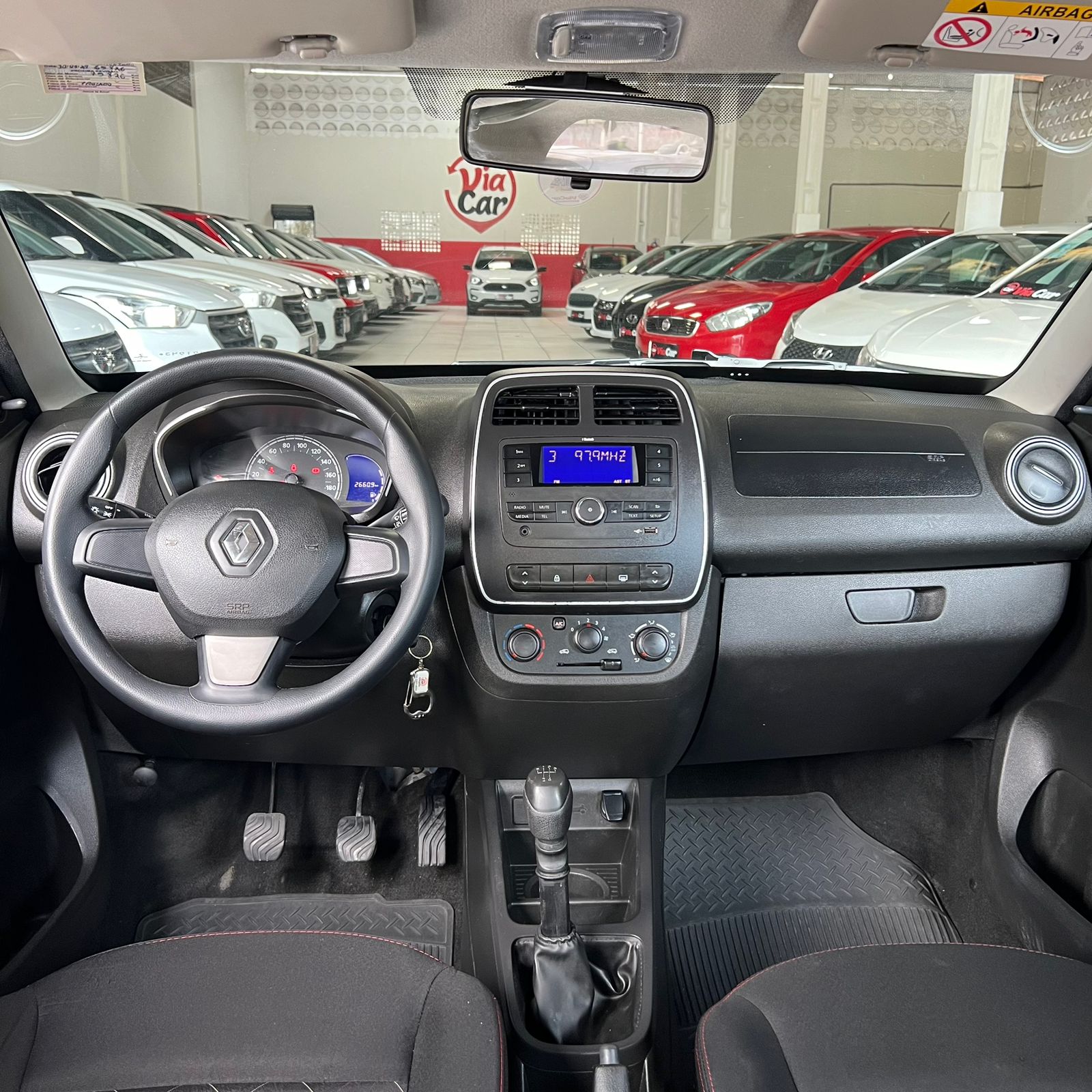 RENAULT         KWID