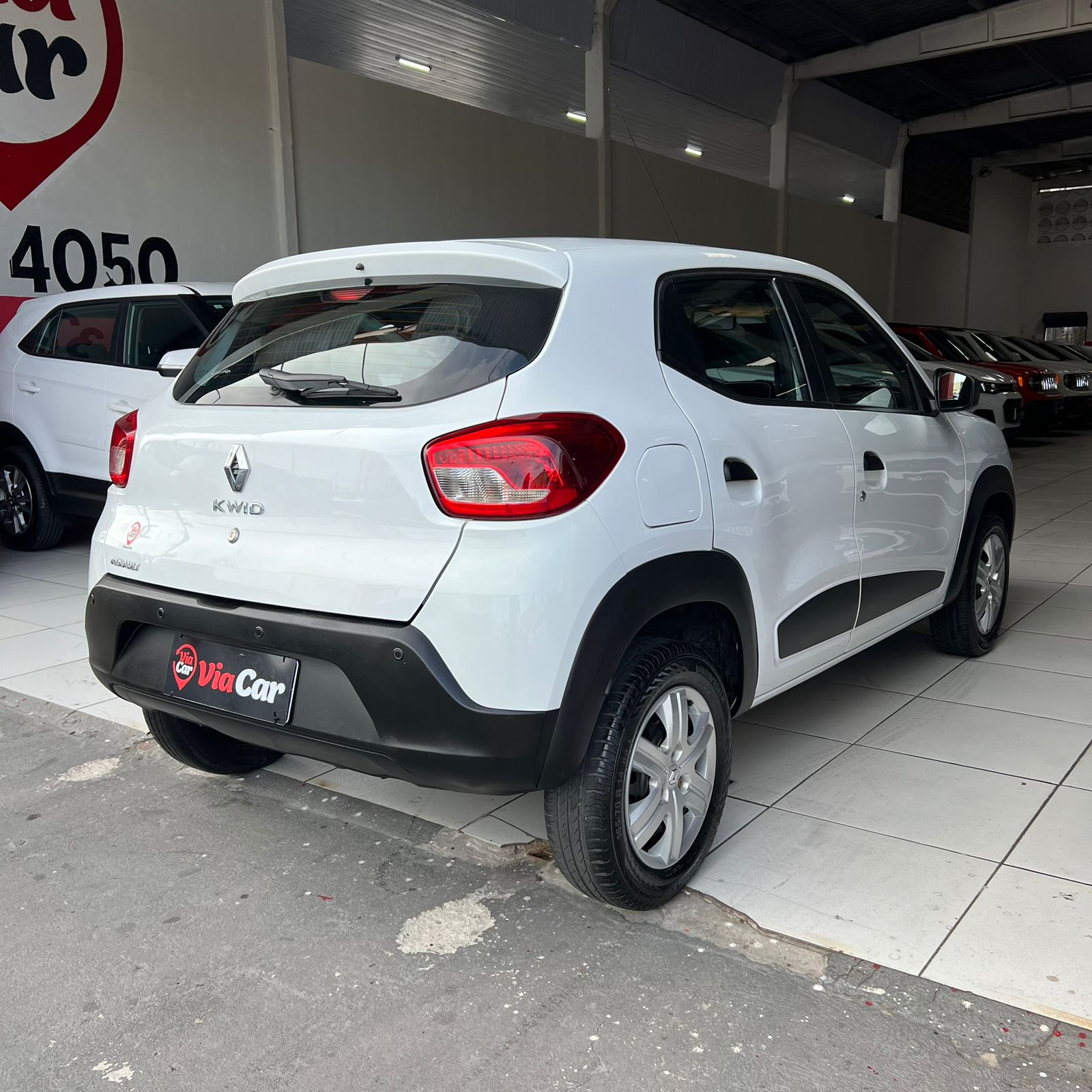 RENAULT         KWID